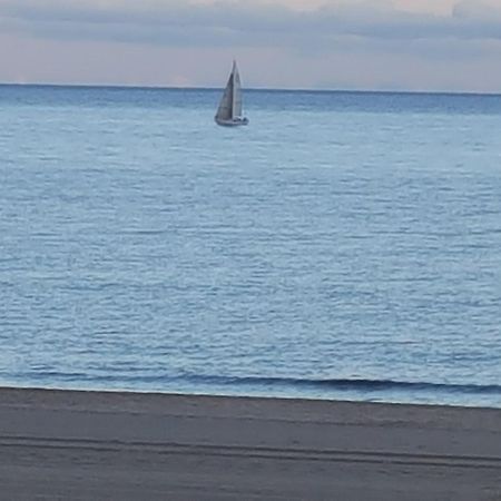Chambres D'Hotes Un Ete Sans Fin A 50 M De La Plage A Canet Plage Exteriér fotografie