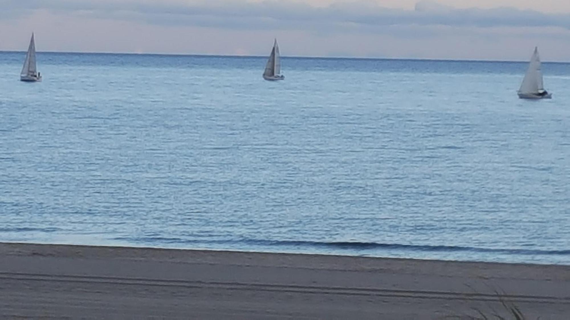 Chambres D'Hotes Un Ete Sans Fin A 50 M De La Plage A Canet Plage Exteriér fotografie